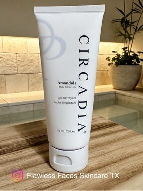 Circadia Amandola Milk Cleanser – Gentle Face Cleanser - exp 8/28 - NIB